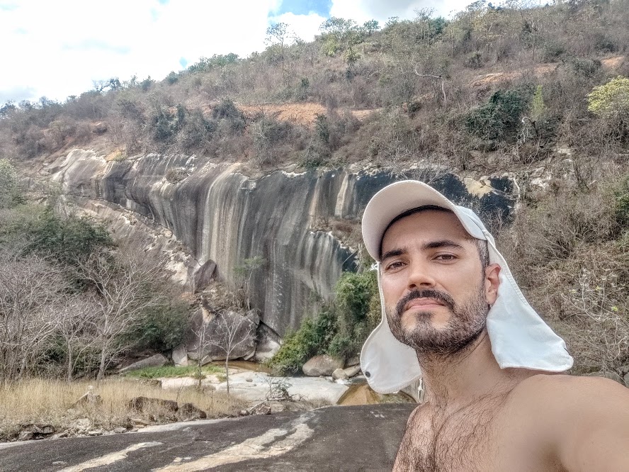 Córrego do onça.